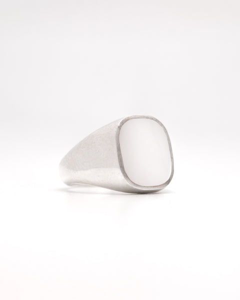 Mother of Pearl in Silver - Size 5 1/4